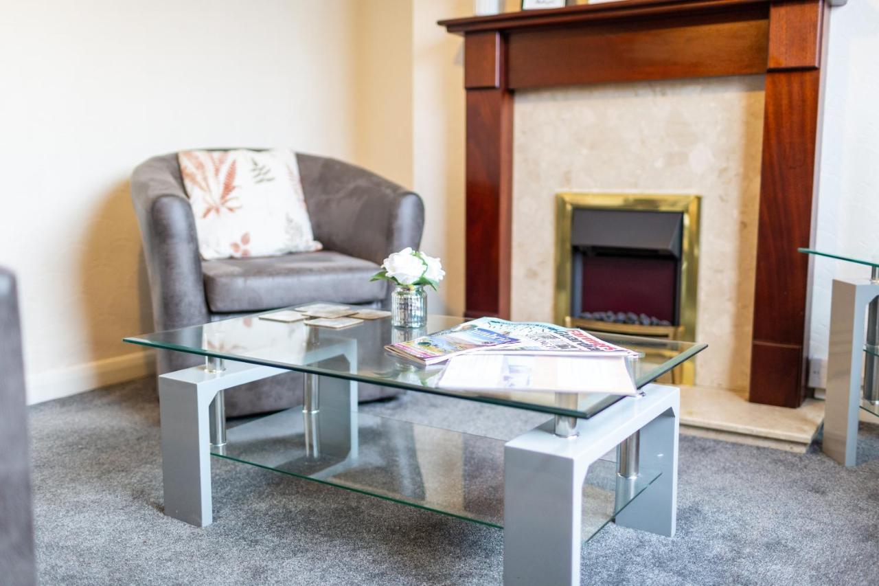 Adrian House, Near Hospital, Easy Parking + Garden Leilighet Carlisle  Eksteriør bilde