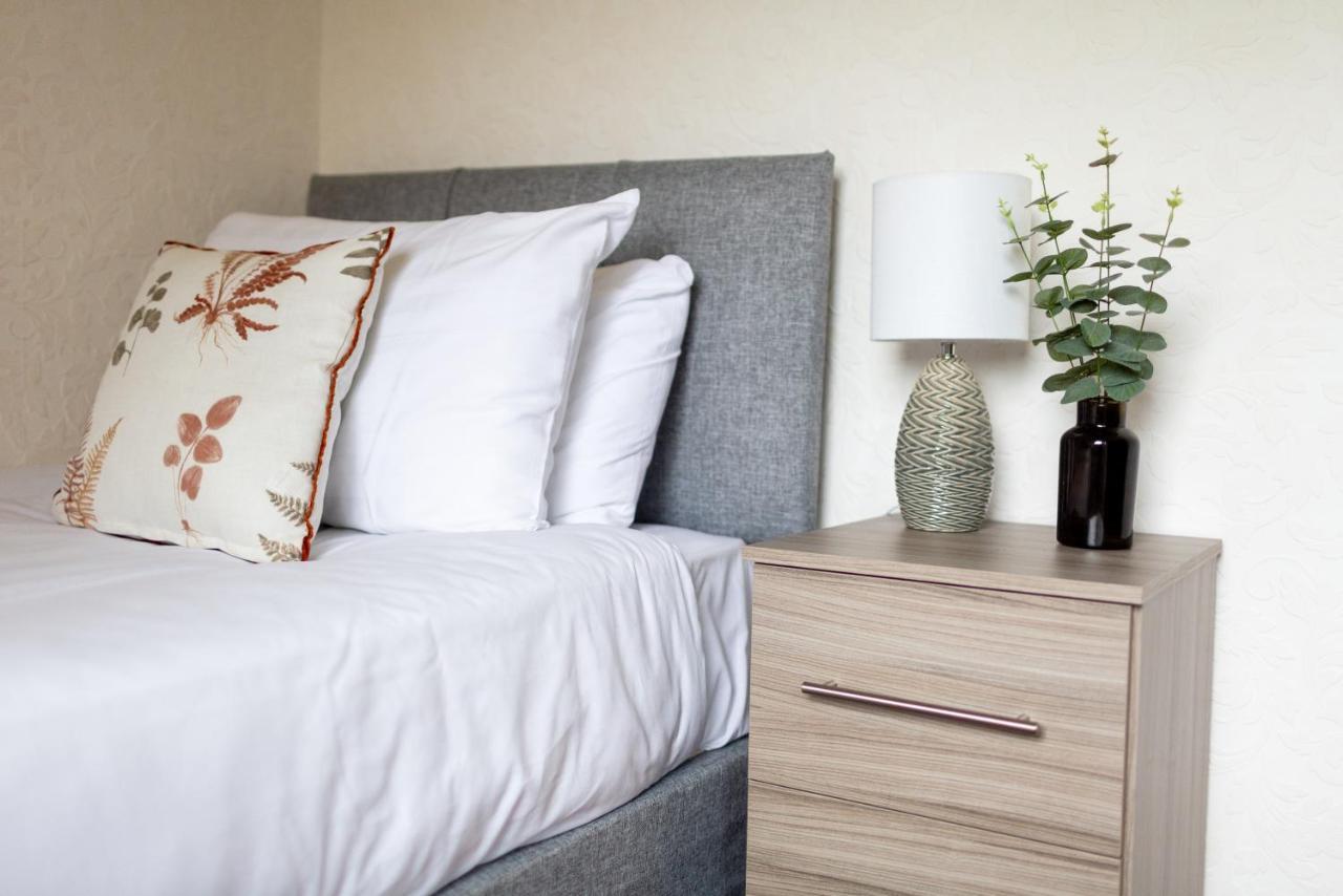 Adrian House, Near Hospital, Easy Parking + Garden Leilighet Carlisle  Eksteriør bilde