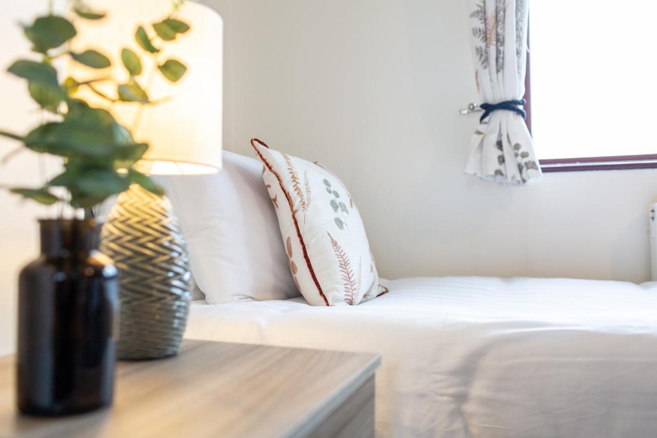 Adrian House, Near Hospital, Easy Parking + Garden Leilighet Carlisle  Eksteriør bilde
